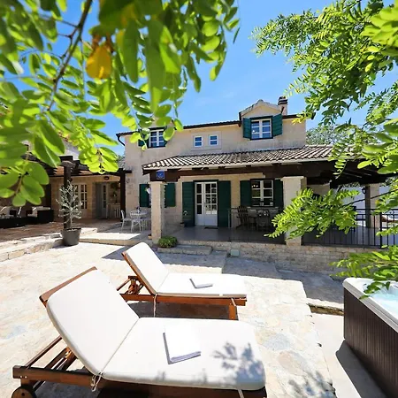 Dvori Dida Mile Villa Sveti Petar (Zadar)