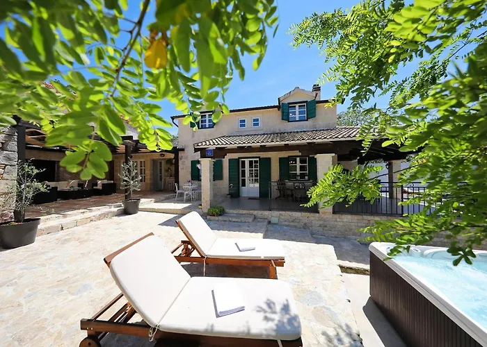 Dvori Dida Mile Vila Sveti Petar (Zadar)