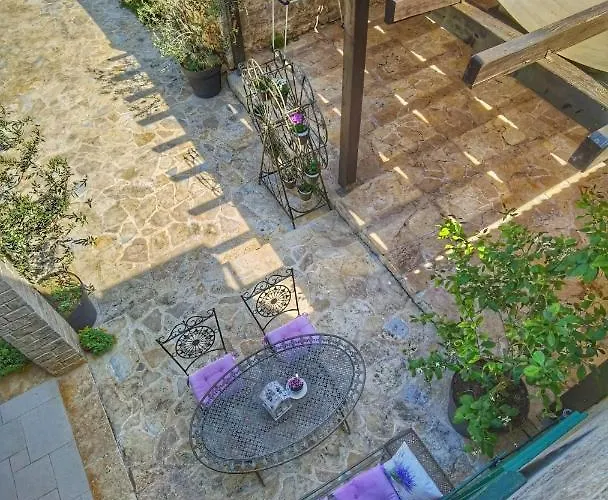 Dvori Dida Mile * Sveti Petar (Zadar)