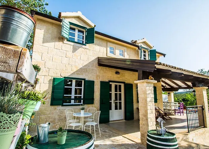 Dvori Dida Mile Vila Sveti Petar (Zadar)