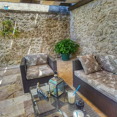 Dvori Dida Mile * Sveti Petar (Zadar)