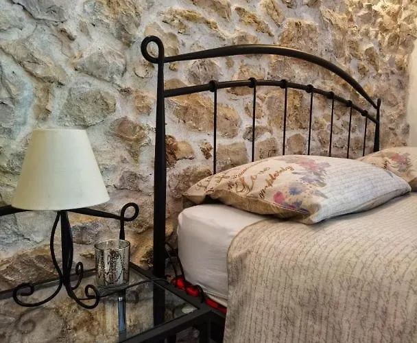 Dvori Dida Mile Sveti Petar (Zadar)