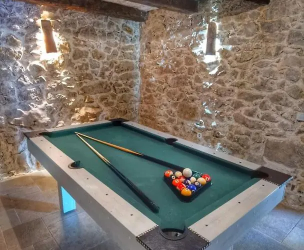 Dvori Dida Mile * Sveti Petar (Zadar)