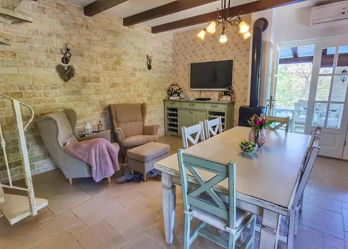 Dvori Dida Mile Sveti Petar (Zadar)